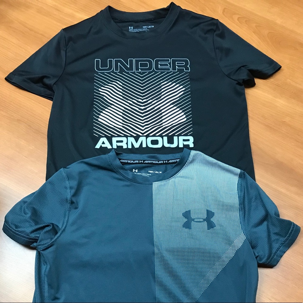 Set of (2) Under Armour Shirts- Short Sleeve- M